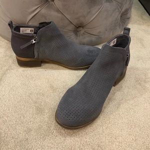 TOMS Booties